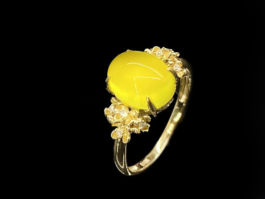 18K Gold Prehnite Floral Ring