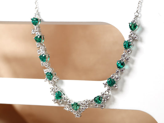 S925 Lab-Grown Emerald Heart Cut Necklace