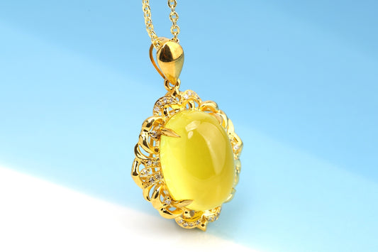 Sunlight Bloom · 18K Gold Prehnite Pendant