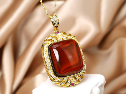 S925 Gold-Plated Blood Amber Pendant Necklace