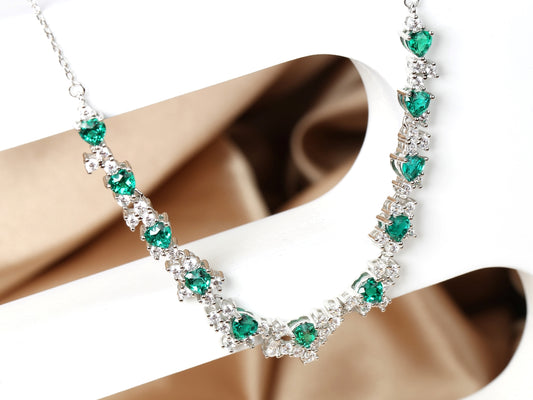 S925 Lab-Grown Emerald Heart Cut Necklace