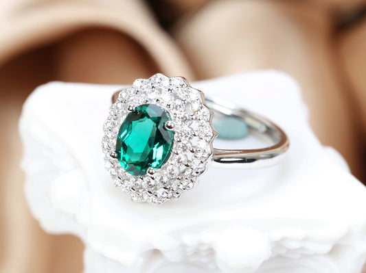 S925 Sterling Silver Lab-Grown Emerald Ring