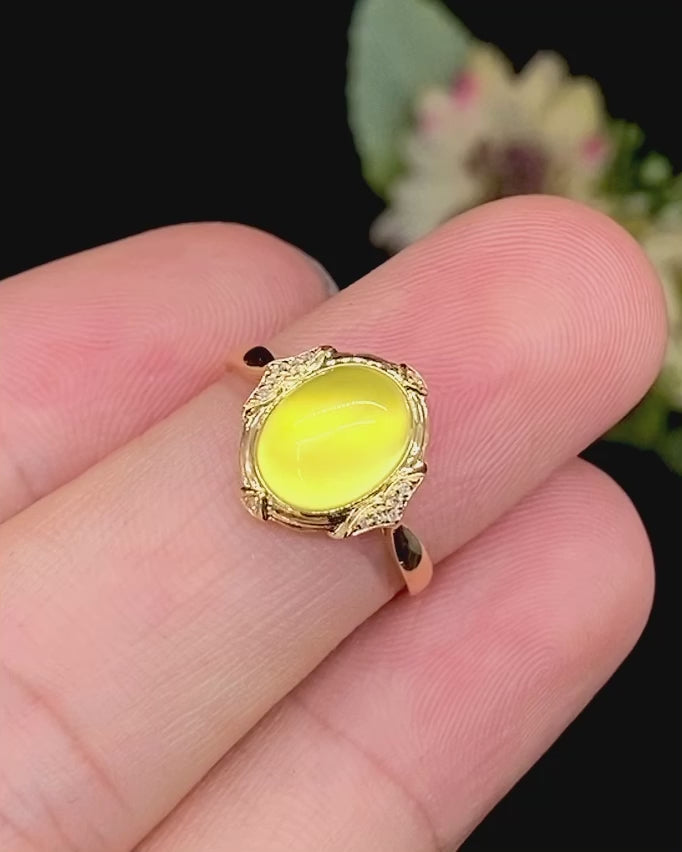 Golden Prehnite Vintage Frame Ring