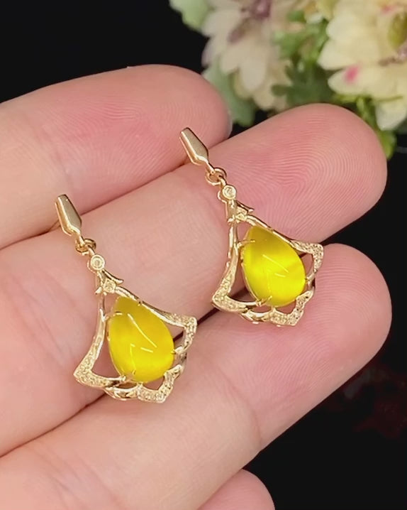 Aurora Drop Golden Prehnite Earrings – Vintage Filigree Edition
